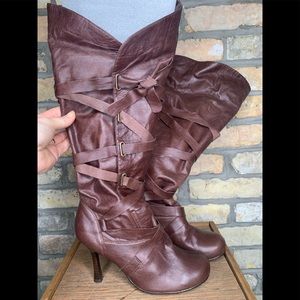 Naono ‘Wyonna’ Brown Leather Heeled Boots